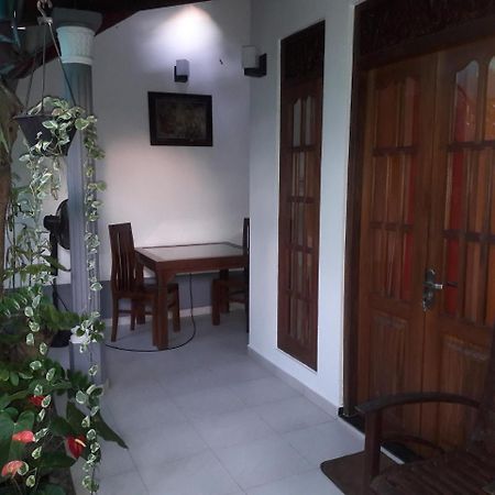 Aayu'S Guest Bentota Exterior foto