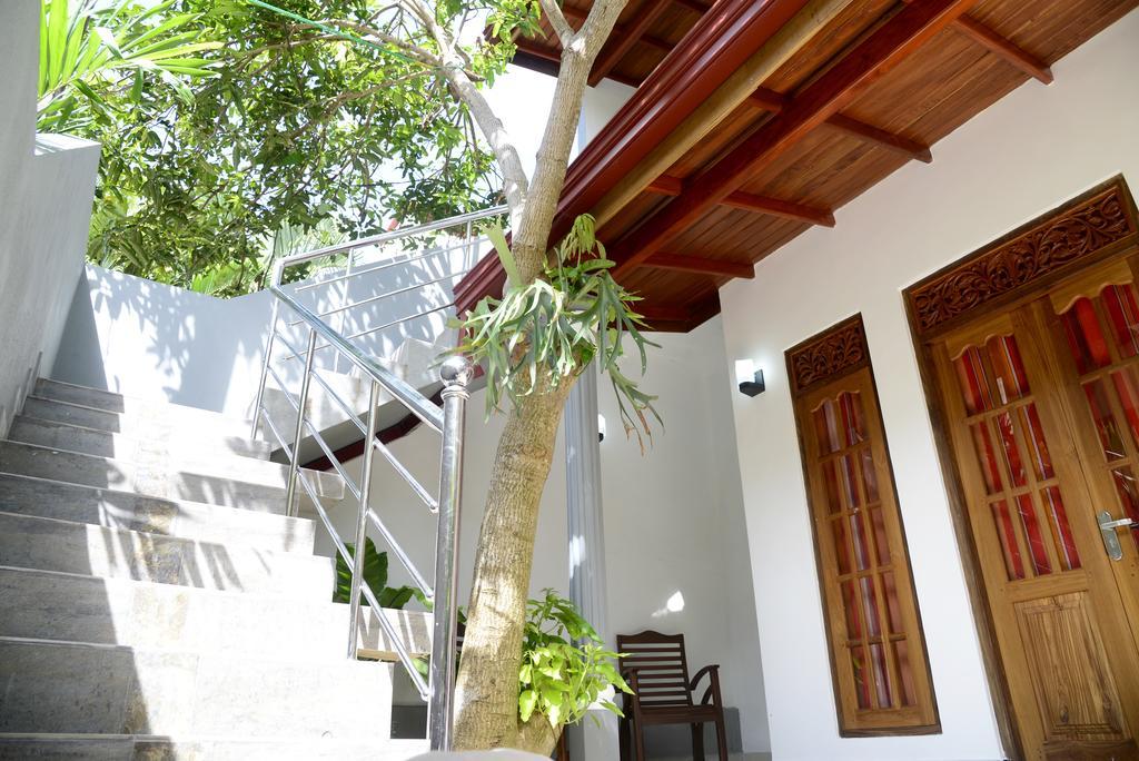 Aayu'S Guest Bentota Exterior foto